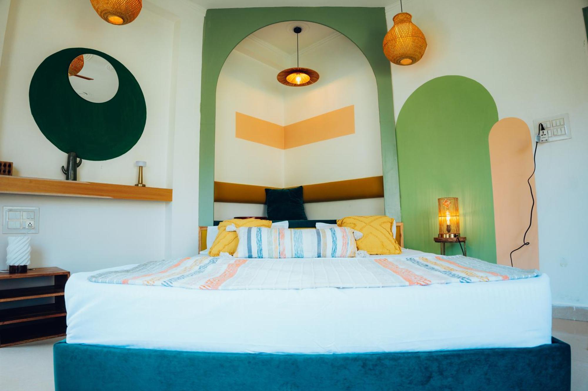 Art Bliss Hostel Rishīkesh Exteriör bild