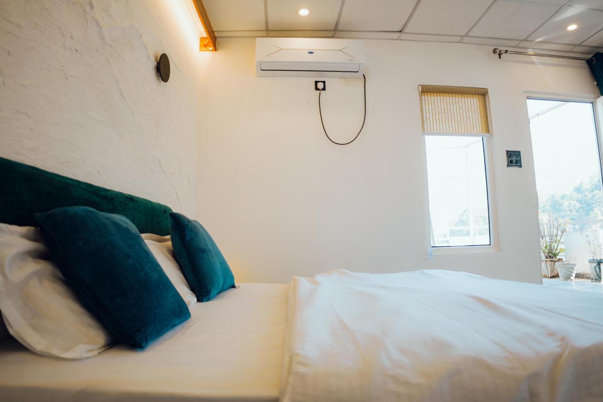 Art Bliss Hostel Rishīkesh Exteriör bild