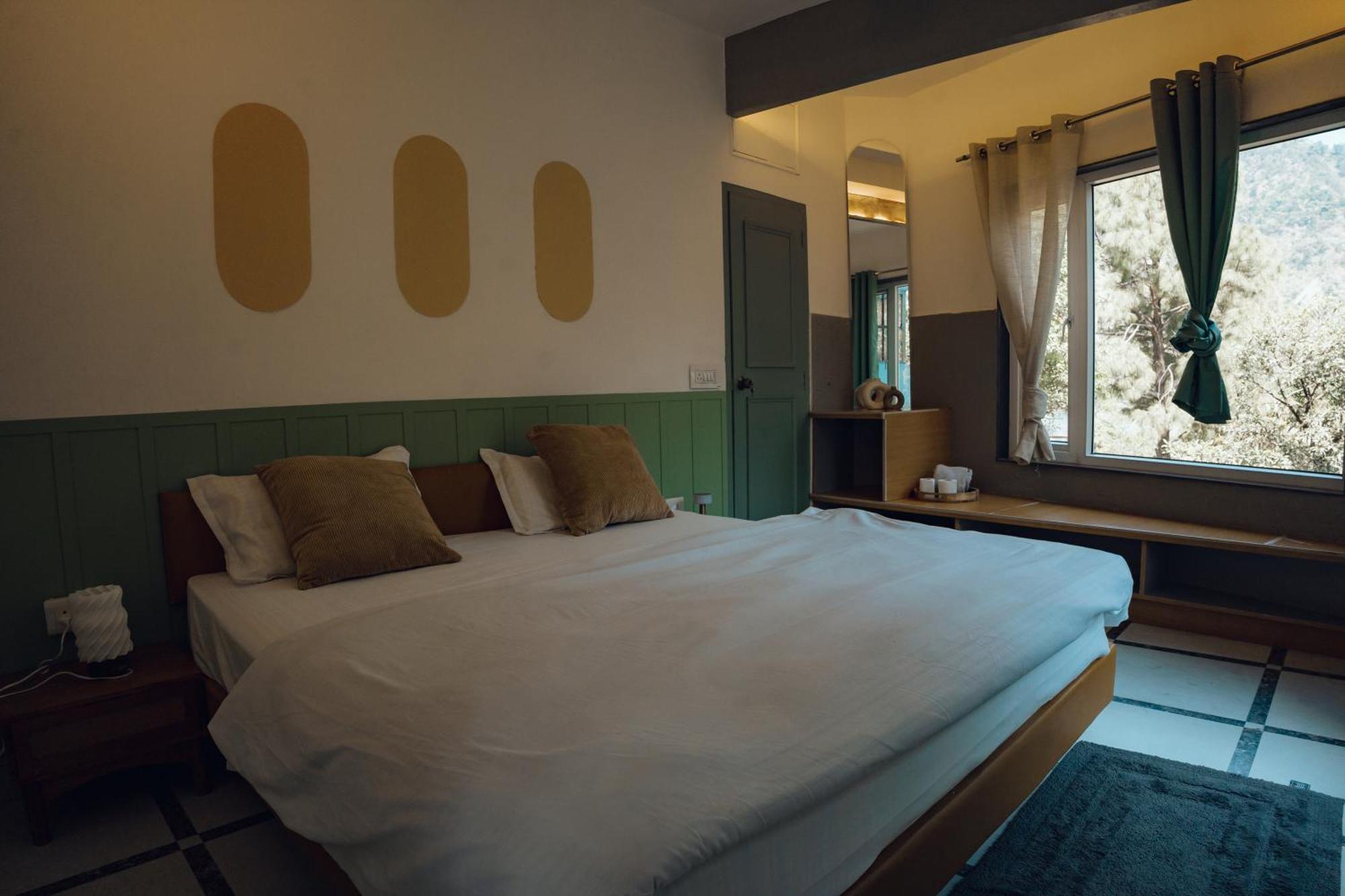 Art Bliss Hostel Rishīkesh Exteriör bild